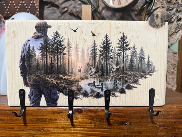Horizontal hunting Rustic Key / coat hook board suitable for indoors or outdoors